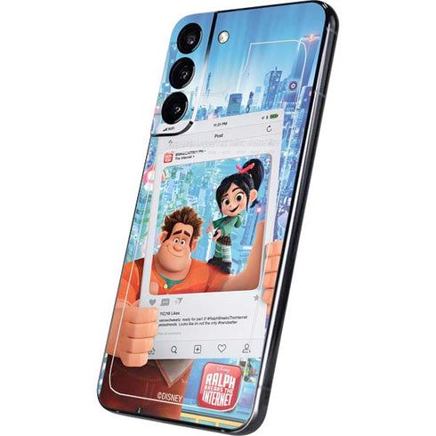 Disney Wreck-it Ralph and Vanellope Instagram Pose Galaxy S22 Plus Skin